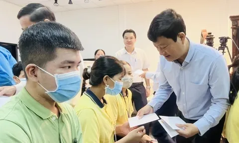 Bình Dương: Lộ diện doanh nghiệp kinh doanh bất động sản thưởng Tết cao nhất 840 triệu đồng