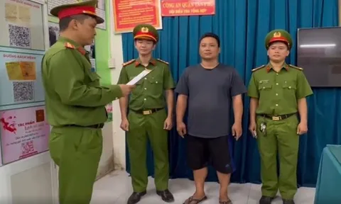 Đối tượng chặn đầu, đập kính xe ô tô ở TP.HCM có quá khứ bất hảo