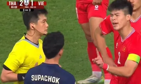 Hơn 30 giây Duy Mạnh "gắt" với Supachok, nội dung cực ngắn gọn mà đẳng cấp