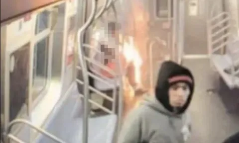 Điều tra, truy tố kẻ máu lạnh đứng nhìn người phụ nữ bị thiêu sống đến chết