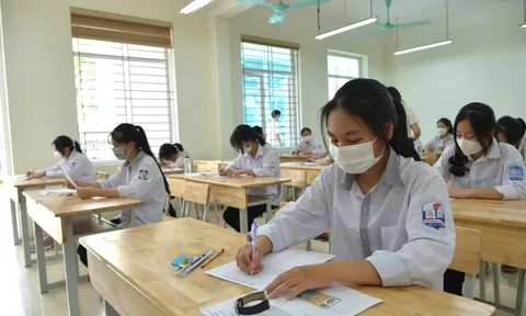 Phương án tuyển sinh lớp 10 từ năm học 2025: Địa phương lựa chọn môn thứ 3