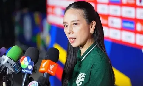 Cổ động viên Thái Lan đòi kiện trọng tài trận chung kết AFF cup, Madam Pang tuyên bố “cực gắt”, xứng tầm tỷ phú