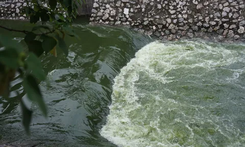 Hà Nội: Đề xuất dự án khẩn cấp 550 tỷ dẫn nước sông Hồng “cứu” Tô Lịch