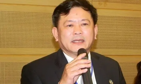 Ông Trần Đình Triển bị tuyên án 3 năm tù với tội danh nào?