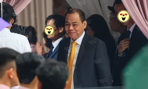 Vẻ ngoài tươi vui, liên tục mỉm cười của vợ chồng tỷ phú Phạm Nhật Vượng trong lễ ăn hỏi con trai và Á hậu Phương Nhi