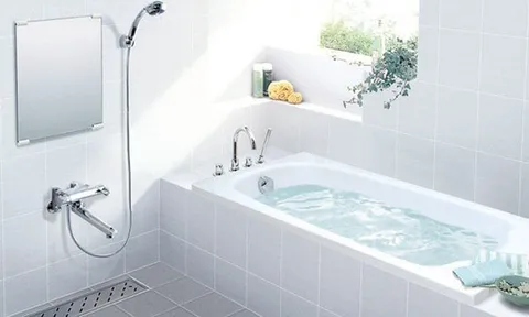 Vụ cô gái tử vong trong bồn tắm: Nghi bị chồng là bác sĩ tiêm thuốc, dựng hiện trường giả