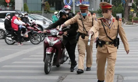 Từ 2025: Cho 3 người này mượn xe máy có thể bị CSGT phạt lên tới 10 triệu đồng