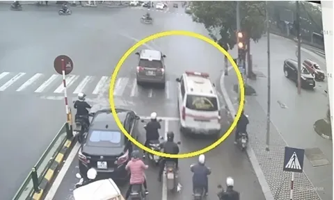 Bộ Công an lên tiếng về trường hợp vượt đèn đỏ nhường đường xe ưu tiên