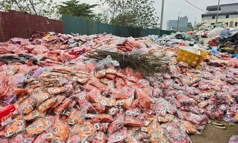 Bãi rác La Phù ngập bánh kẹo: Quản lý thị trường tiết lộ kết quả kiểm tra