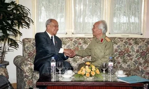 Chủ tịch Khamtay Siphandone: Người bạn lớn của Việt Nam