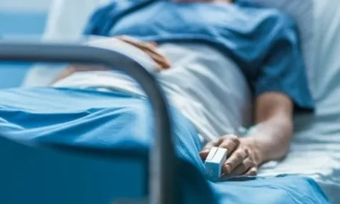 Uống “thuốc xả nước” để giảm cân, cô gái 28 tuổi suy thận như người 80: 1 viên bay 3kg sau 24 giờ và cái giá quá đắt