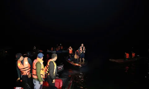 Sau 2 vụ chìm tàu, lật thuyền ở Lào Cai và Quảng Trị, Cục CSGT phát lệnh khẩn toàn quốc