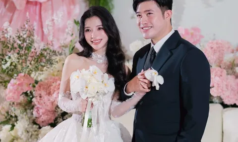 10 năm sống ở Mỹ, thầy giáo tiếng Anh “đổ gục” vì lời cảm ơn xã giao trên Facebook, cưới được vợ đẹp chỉ sau một lần gặp mặt