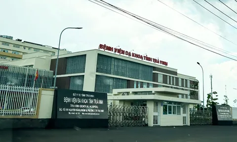 Camera an ninh hé lộ manh mối vụ nổ tại Bệnh viện Đa khoa Trà Vinh, 5 bệnh nhân hoảng loạn