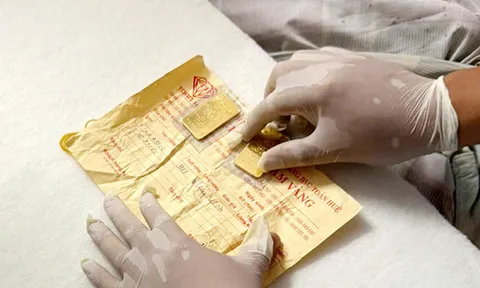 Tiền mặt còn nguyên, 3 cây vàng SJC biến mất bí ẩn sau mùng 4 Tết: Thủ phạm là cháu họ SN 2005, bán 1 cây vàng được 180 triệu rồi mua iPhone 17 Pro Max tặng bạn gái