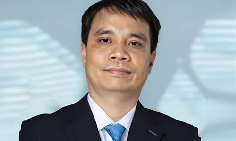 Chủ tịch Tổng công ty Cảng hàng không Việt Nam Vũ Thế Phiệt bị bắt tạm giam