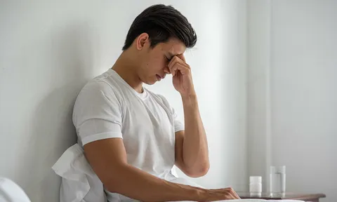 Giảng viên 35 tuổi sốt suốt 2 tuần, nổi hạch khắp người, nhận kết quả vợ thản nhiên nói một câu khiến bác sĩ cũng ngỡ ngàng