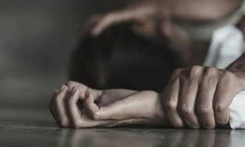 Vụ bắt quả tang gã làm thuê hiếp dâm con gái khuyết tật của chủ nhà: Bắt tạm giam "yêu râu xanh" 38 tuổi