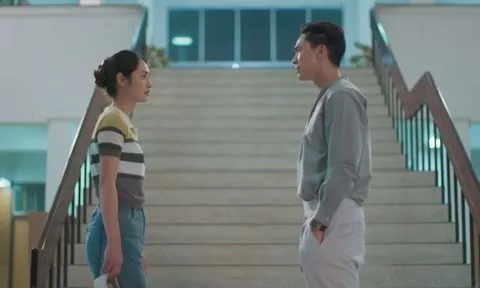 Bắt quả tang chồng nuôi "bé đường" 3 năm nhờ... shipper giao nhầm quà 8/3 và cái kết đắng ngắt từ mẹ chồng