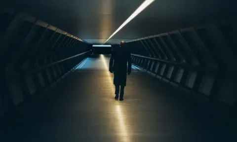 Giới siêu giàu âm thầm xây hầm trú ẩn dưới lòng đất, có cả Bill Gates và Mark Zuckerberg?