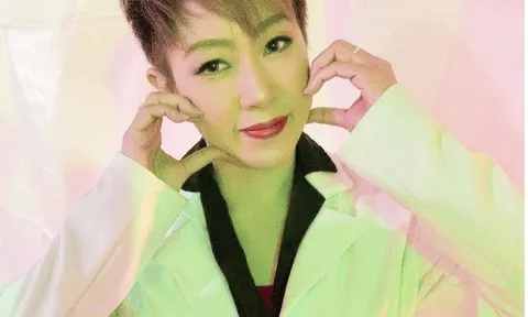 Nữ ca sĩ nổi tiếng qua đời ở vì nhồi máu cơ tim khi đang biểu diễn là ai?