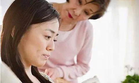 Mẹ chồng – nàng dâu cãi nhau sau sinh, người chồng làm một việc khiến ai cũng bất ngờ