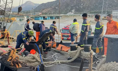 Bi kịch trên tàu hàng: Liên tiếp xuống cứu người, 3 thuyền viên tử vong