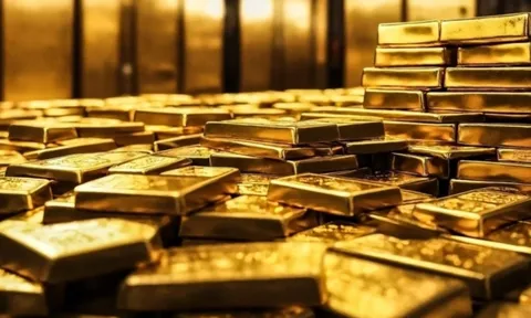 Giá vàng hôm nay (18/3): Vàng SJC mất đà, nhẫn trơn biến động trái chiều, nhà đầu tư nên làm gì lúc này?