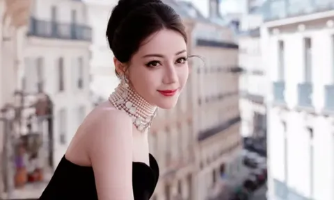 Liên tiếp vắng mặt sự kiện lớn, Địch Lệ Nhiệt Ba đang ở đâu?