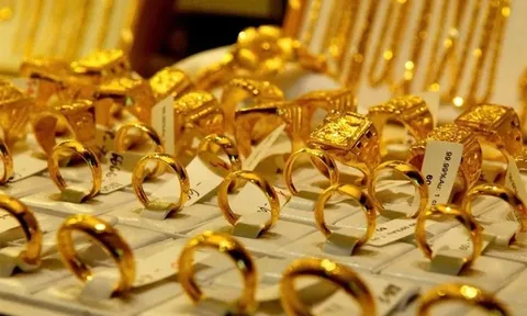 Giá vàng chiều 19/3: Vàng miếng, vàng nhẫn mất giá, vàng thế giới xuống đáy, cảnh báo từ chuyên gia