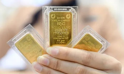 Giá vàng trưa 20/3 bật tăng khiến thị trường “nóng” trở lại