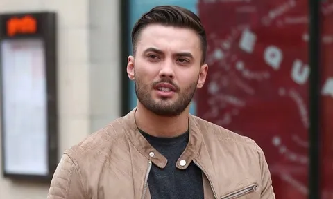 Ngôi sao truyền hình tử vong dưới mương nước, thi thể được phát hiện trong tư thế "lạ"