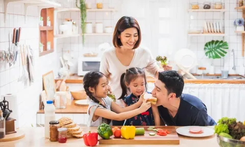 Muốn chồng nể, phụ nữ nhất định phải biết giữ 2 điều và buông 1 điều này