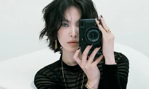 Song Hye Kyo “đáp trả” tin đồn là nguyên nhân khiến hôn nhân với Song Joong Ki đổ vỡ bằng bộ ảnh đẹp chấn động thị giác