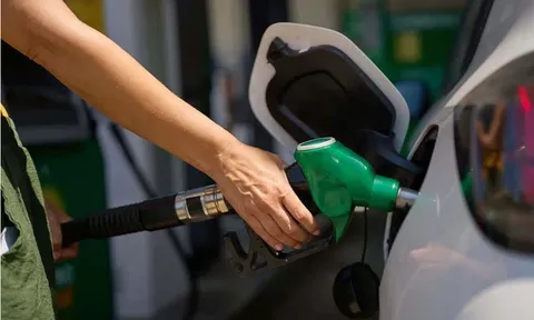 Chiều 23/3: Giá xăng giảm nhưng chưa "dễ thở", thị trường diễn biến ra sao?