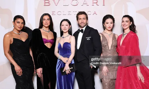 Kim Ji Won "chặt đẹp" dàn sao Hollywood bằng visual không góc chết