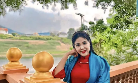 Nữ NSND đình đám làng chèo: Có con riêng vẫn khiến đại gia xây dựng kém 7 tuổi si mê suốt 20 năm