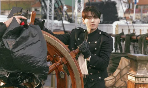 Chỉ sau một đêm, Jungkook (BTS) khiến cộng đồng fan "dậy sóng" vì động thái lạ với BLACKPINK, EXO