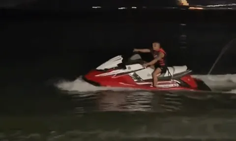 TikToker 1 triệu follow "quẩy" mô tô nước ở khu vực cấm tại Nha Trang: Công an đang chờ làm việc