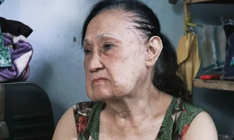 Cô đào chánh lừng lẫy từng sở hữu đoàn hát riêng, tuổi 70 không tiền, không người thân, bệnh tật bủa vây