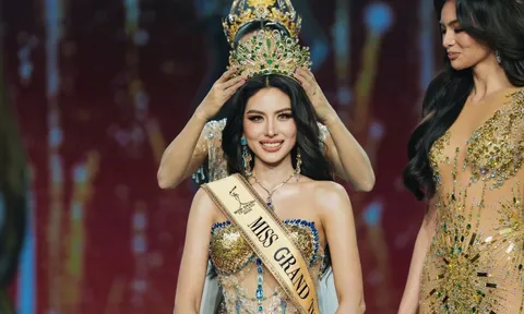 Nhan sắc quyến rũ, học thức đỉnh cao của tân Hoa hậu Hòa bình Thái Lan 2026 gây “bão” mạng