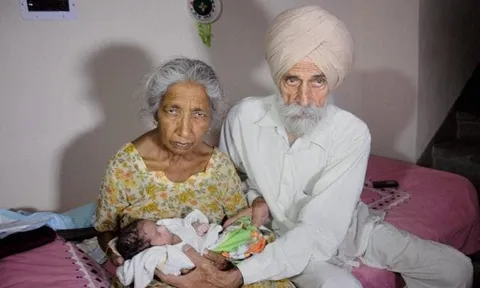 Chuyện hy hữu: Vợ 72, chồng 80 đón con trai đầu lòng khiến giới y khoa tranh cãi