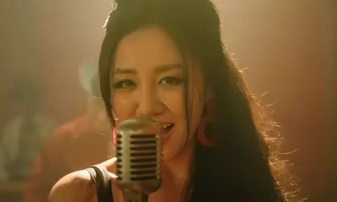 Netizen xôn xao màn hội ngộ của Văn Mai Hương và 2 "chị đại" showbiz sau thành công rực rỡ từ phim Trấn Thành