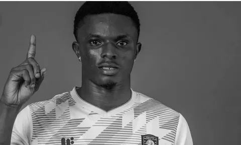 Tài năng bóng đá Ghana bị bắn chết trên đường về sau vụ xả súng kinh hoàng