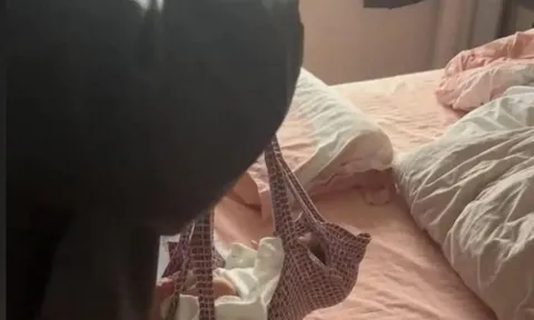 Sự cố "chết  người" tại cơ sở y tế Trung Quốc: Bé sơ sinh 4 ngày tuổi bị quả cân rơi trúng khi kiểm tra cân nặng