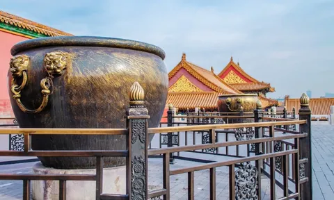 Hé lộ bí mật về hàng trăm chiếc chum nước trong cung điện 600 năm tuổi Tử Cấm Thành