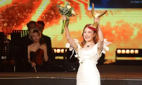 "Phao cứu sinh" của Hương Tràm nhận hơn 18.000 “phẫn nộ"