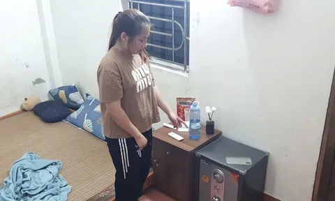 Chị dâu đến nhà em chồng, "tiện tay" khoắng luôn 12 chỉ vàng và 150 triệu đồng trong két sắt