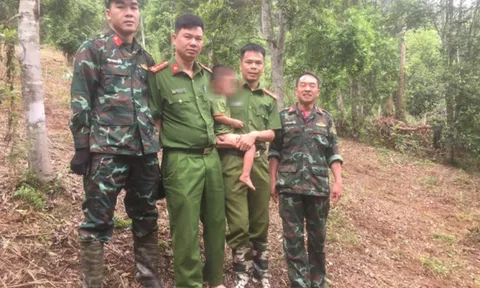 Bé 3 tuổi lạc trong rừng 14 giờ: Dấu chân nhỏ "bí ẩn" dẫn đến nơi cháu bé đang mắc kẹt