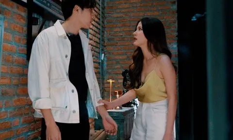 Đêm tân hôn đau đớn ôm bụng bầu vào viện cấp cứu, tôi sững sờ khi nhìn thấy người đàn ông mặc áo blouse trắng bước ra
